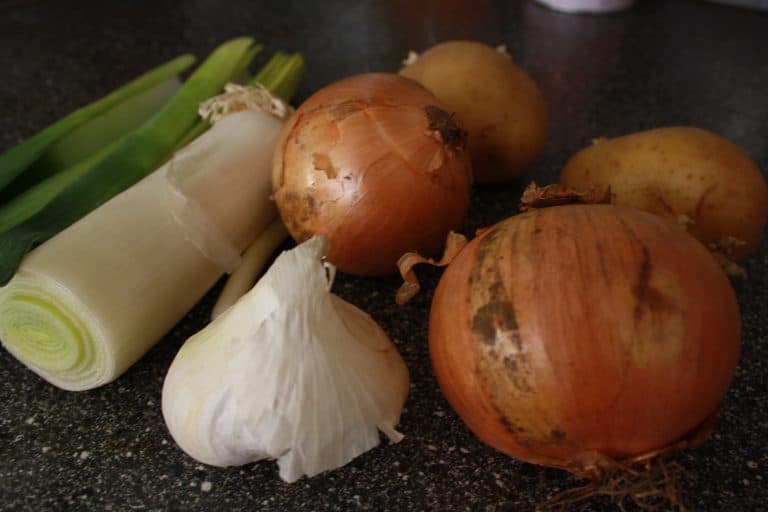 Krémová zeleninová polévka se zastřeným vejcem