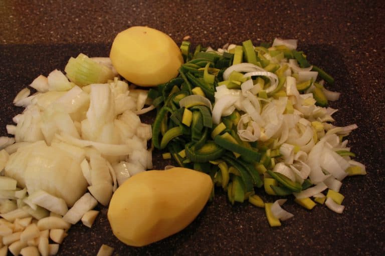 Krémová zeleninová polévka se zastřeným vejcem