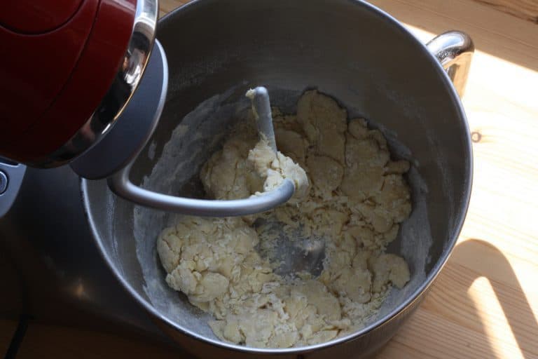 Čerstvé domácí těstoviny s pórkovým pestem