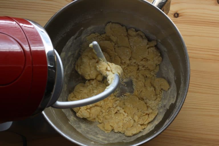 Čerstvé domácí těstoviny s pórkovým pestem