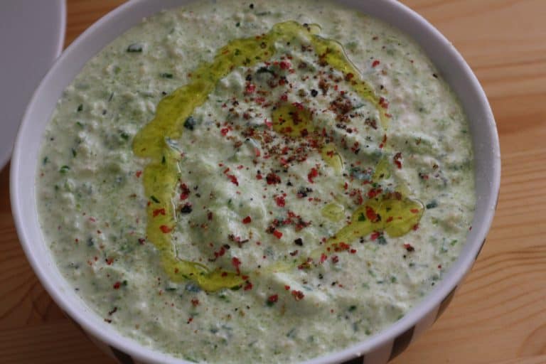 Čerstvé domácí těstoviny s pórkovým pestem