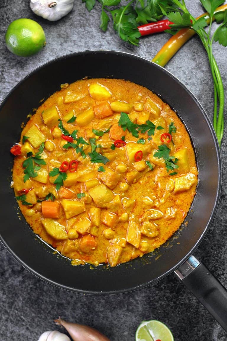 Dýňové curry s cizrnou a kokosovým mlékem