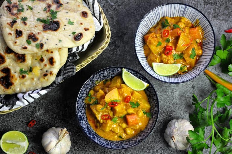 Dýňové curry s cizrnou a kokosovým mlékem