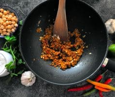 Dýňové curry s cizrnou a kokosovým mlékem