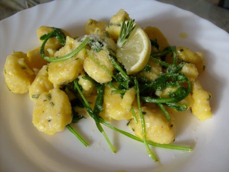 Dýňové gnocchi s rozmarýnem a rukolou