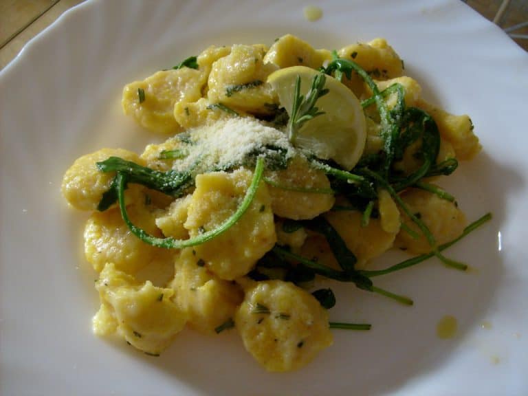 Dýňové gnocchi s rozmarýnem a rukolou