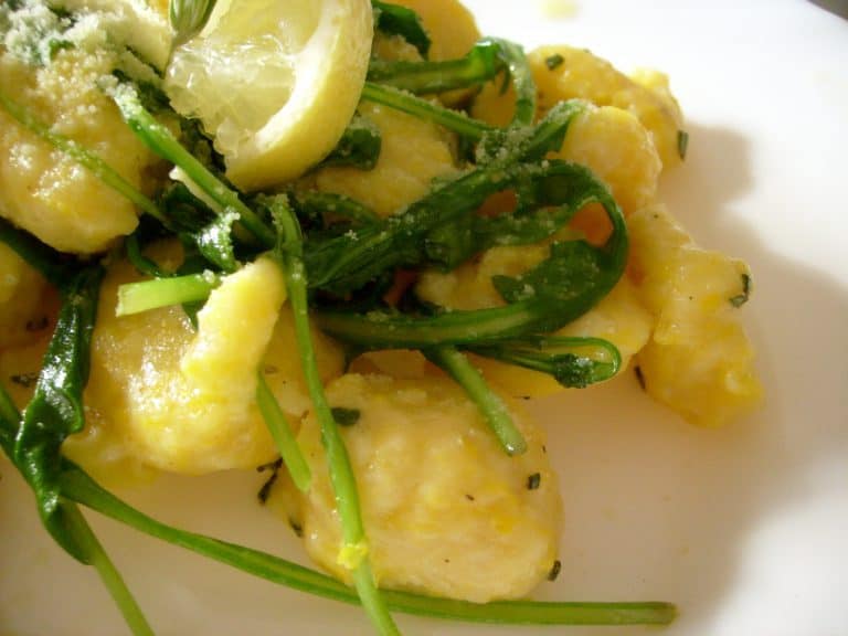 Dýňové gnocchi s rozmarýnem a rukolou