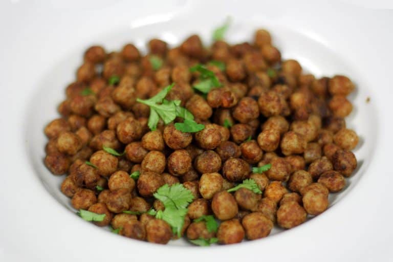 Pečená cizrna v kořeněné krustičce