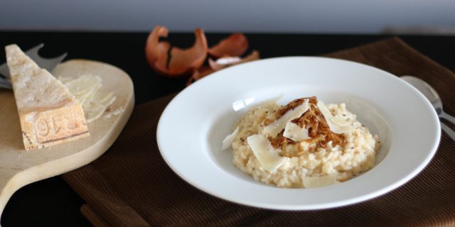 Rizoto s karamelizovanou cibulkou