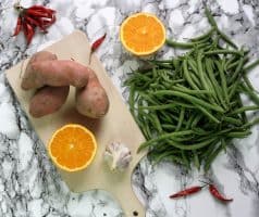 Batátové pyré s pomerančem a fazolkami