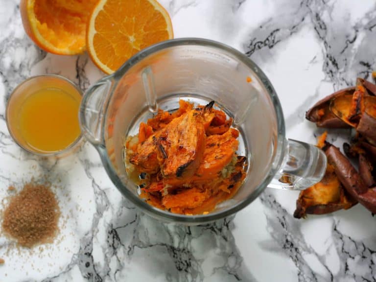 Batátové pyré s pomerančem a fazolkami