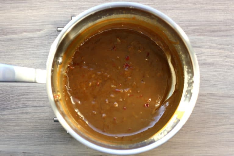 Burákový dip  z arašídového másla