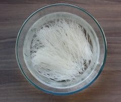 Čerstvé jarní závitky s kuřecím masem