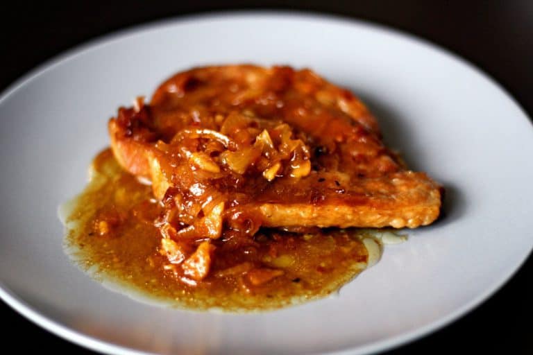 Vepřová krkovice s chilli a meruňkovým džemem