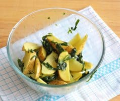 Americké brambory s medvědím česnekem