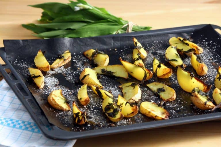 Americké brambory s medvědím česnekem