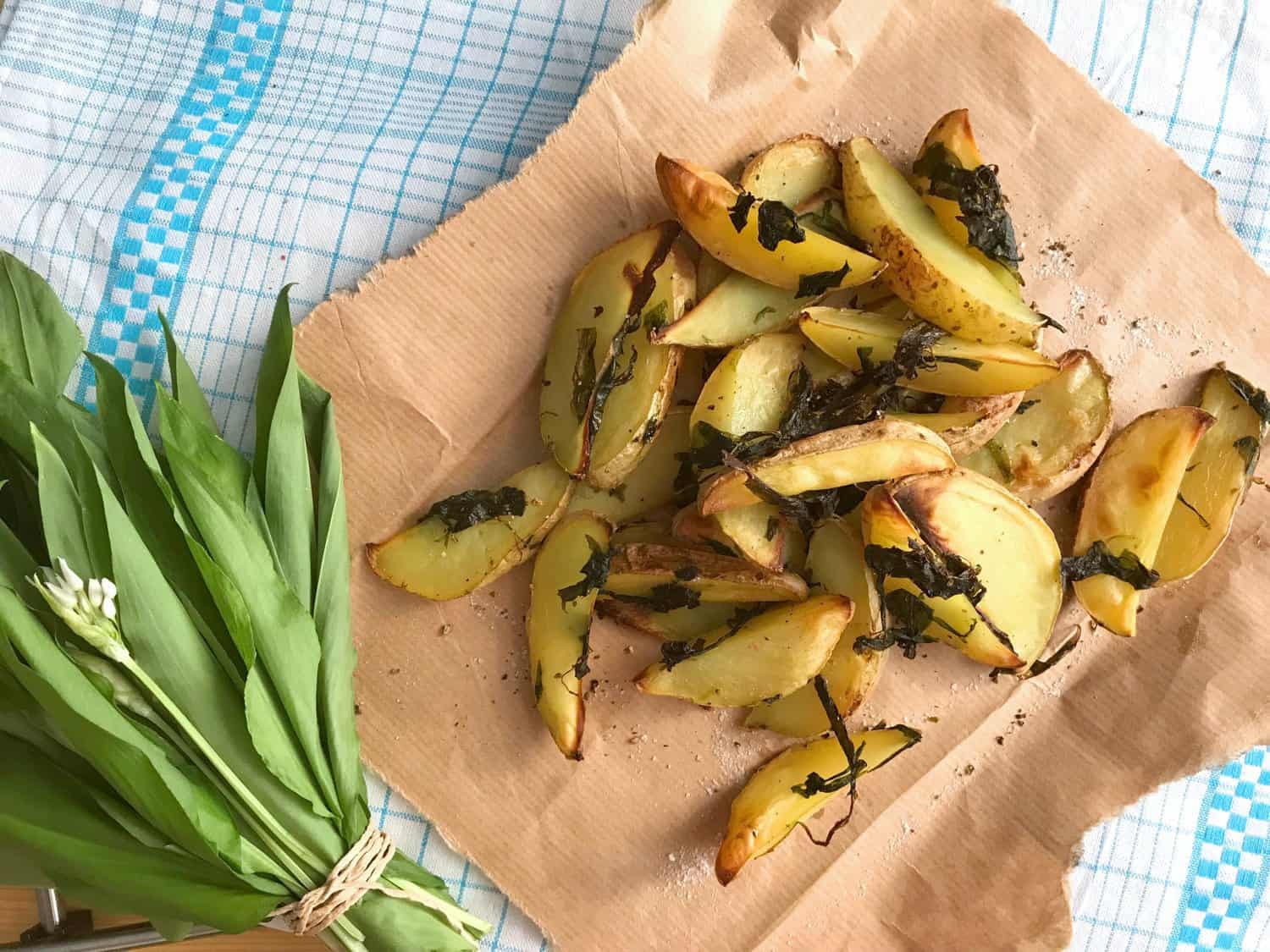 Americké brambory s medvědím česnekem