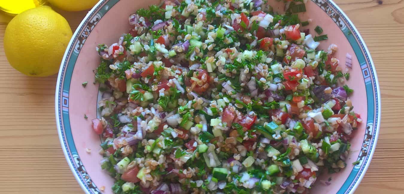 Tabouleh - osvěžující levantský bylinkový salát s bulgurem