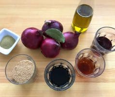 Cibulová marmeláda, karamelizovaná cibule ve skle