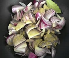 Cibulová marmeláda, karamelizovaná cibule ve skle