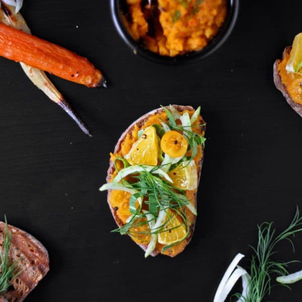 Chlebíček s mrkvovo-petrželovým pyré, pomerančem a pak-choi - postup - krok 10