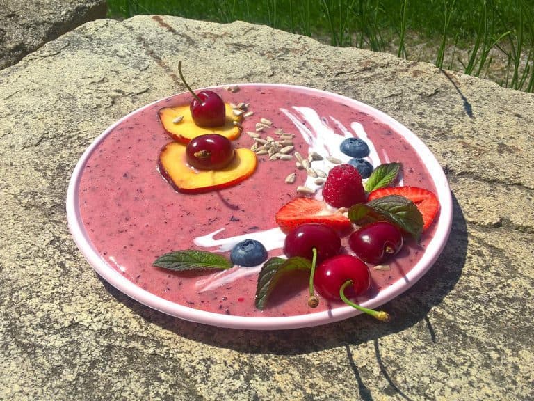 Ovocná smoothie bowl s jogurtem - postup - krok 5