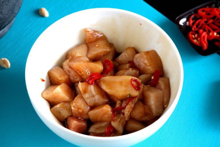 Smažené thajské nudle Pad Thai s kuřecím masem - postup - krok 5