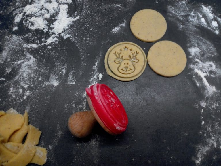 Vánoční máslové sušenky s perníkovým kořením