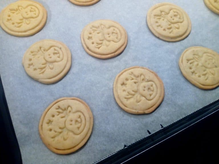 Vánoční máslové sušenky s perníkovým kořením