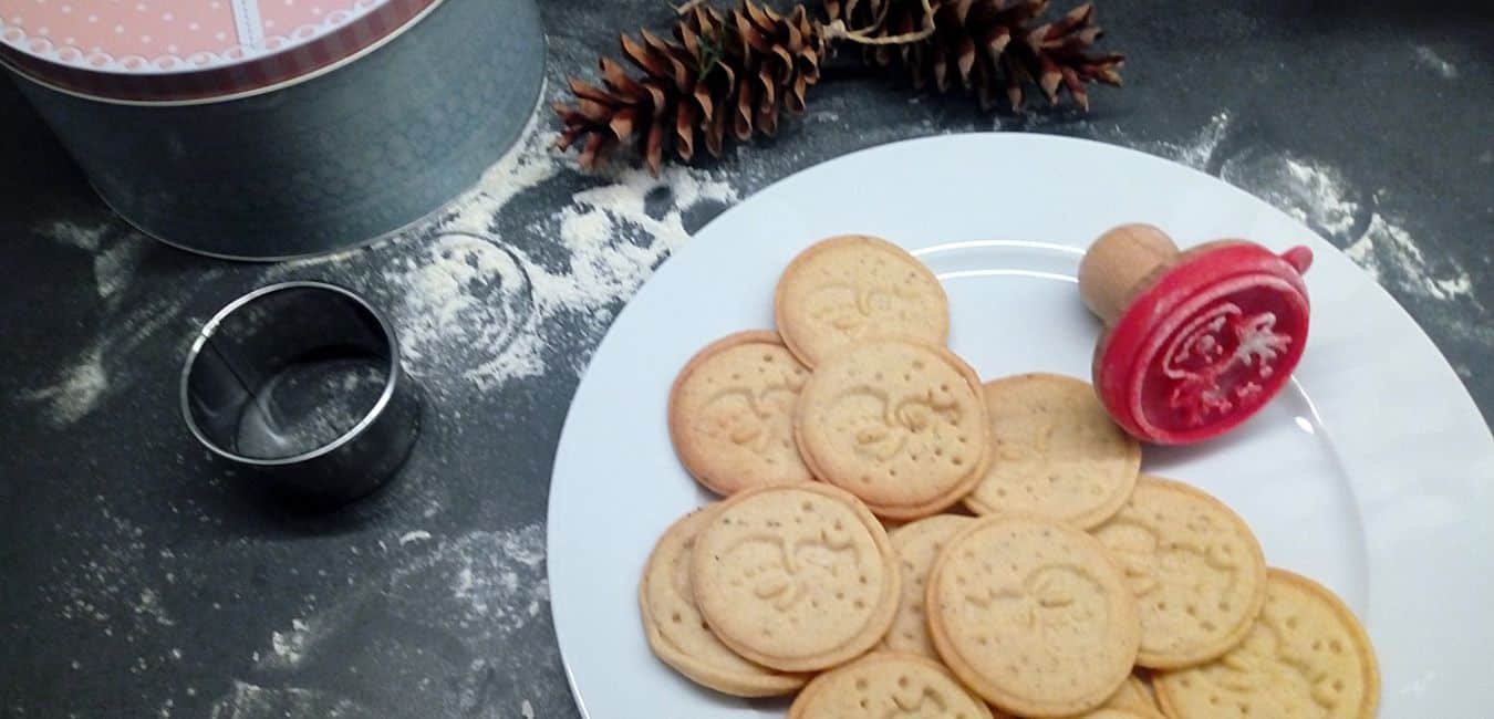 Vánoční máslové sušenky s perníkovým kořením