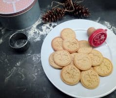 Vánoční máslové sušenky s perníkovým kořením