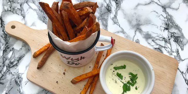 Batátové hranolky pečené v troubě