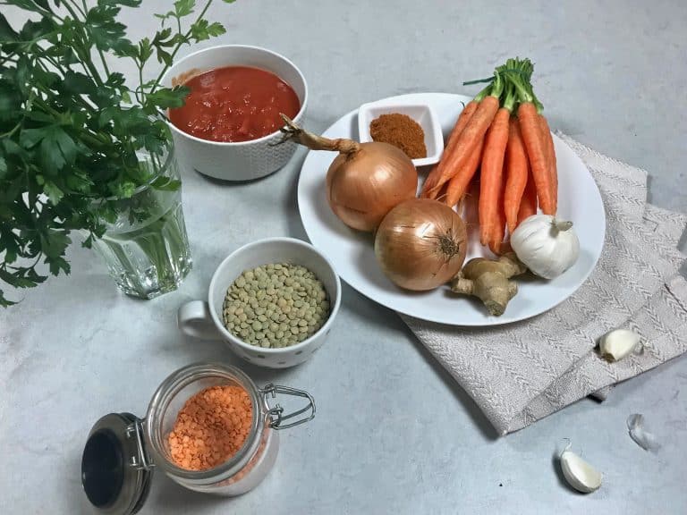 Etiopská dušená čočka s kořením berbere