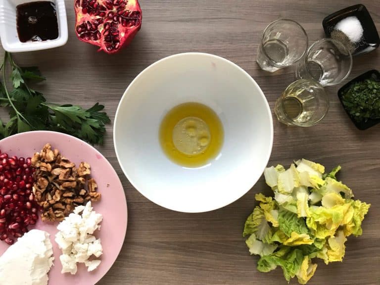 Carpaccio z červené řepy s granátovým jablkem