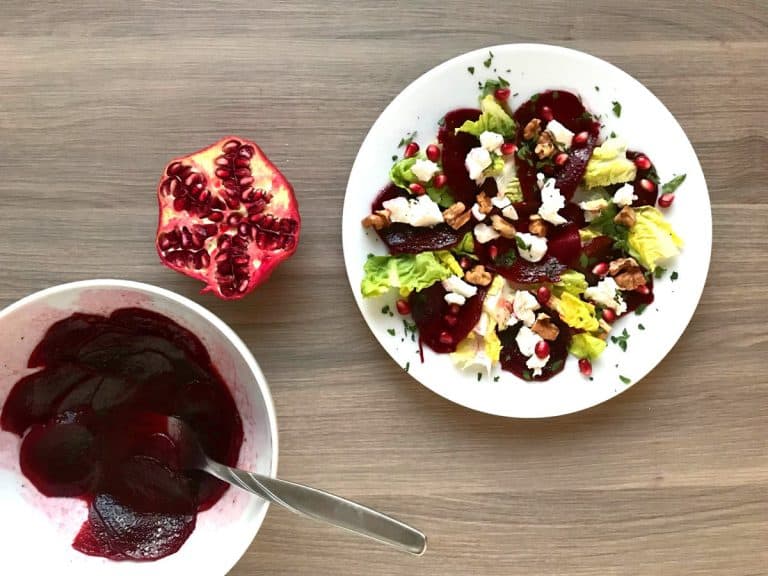 Carpaccio z červené řepy s granátovým jablkem