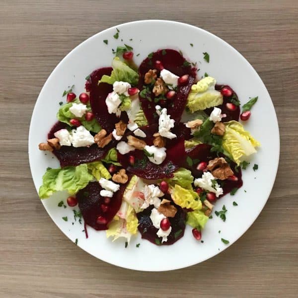 Carpaccio z červené řepy s granátovým jablkem