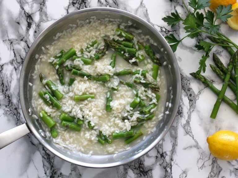 italské rizoto s chřestem a citronem