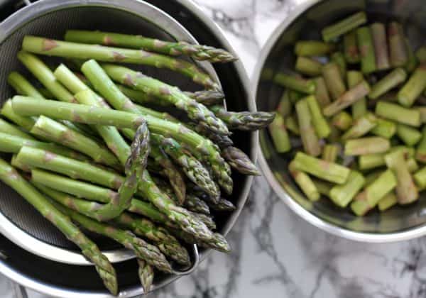 Jak blanšírovat zelený chřest