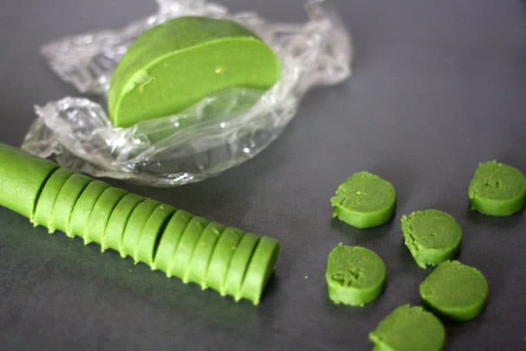 Velikonoční matcha a vanilkové sušenky