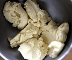 Velikonoční matcha a vanilkové sušenky