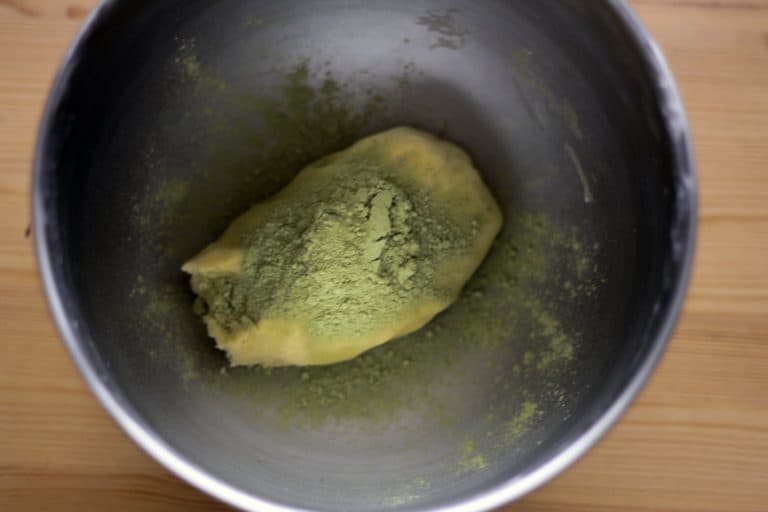 Velikonoční matcha a vanilkové sušenky