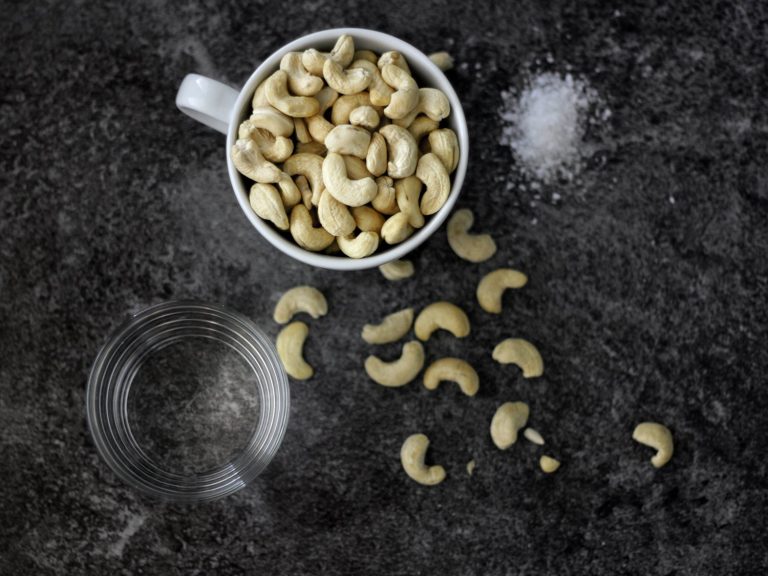 Základní veganský kešu krém