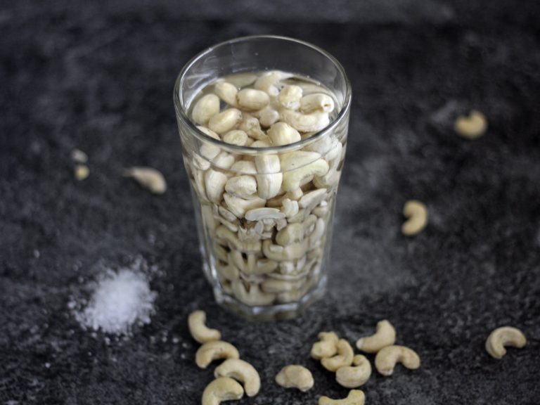 Základní veganský kešu krém