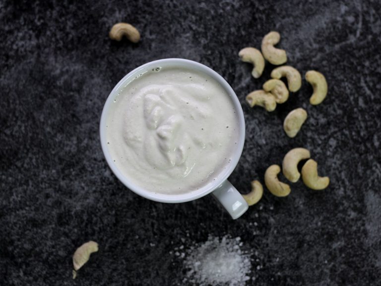 Základní veganský kešu krém