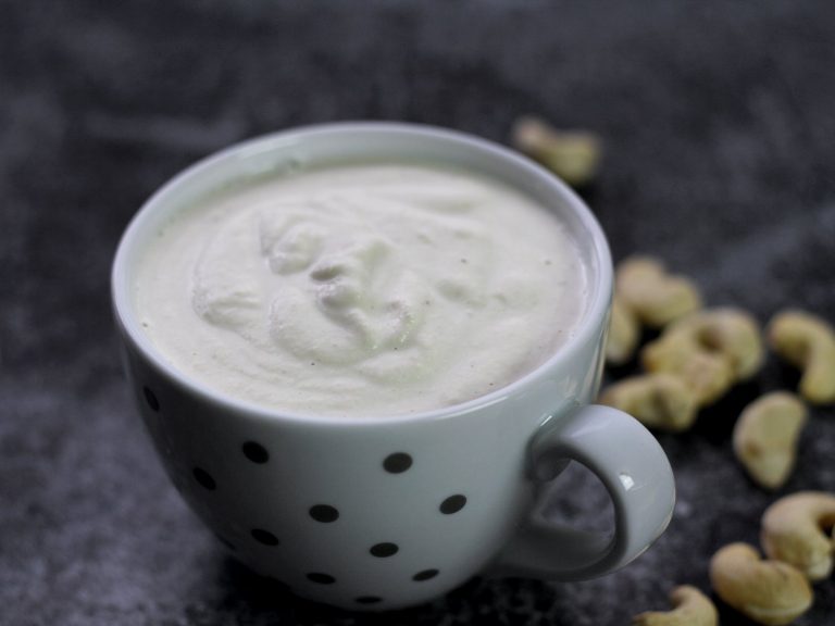 Základní veganský kešu krém