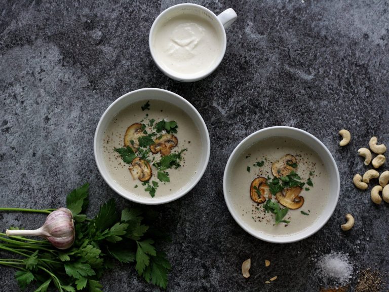 Základní veganský kešu krém