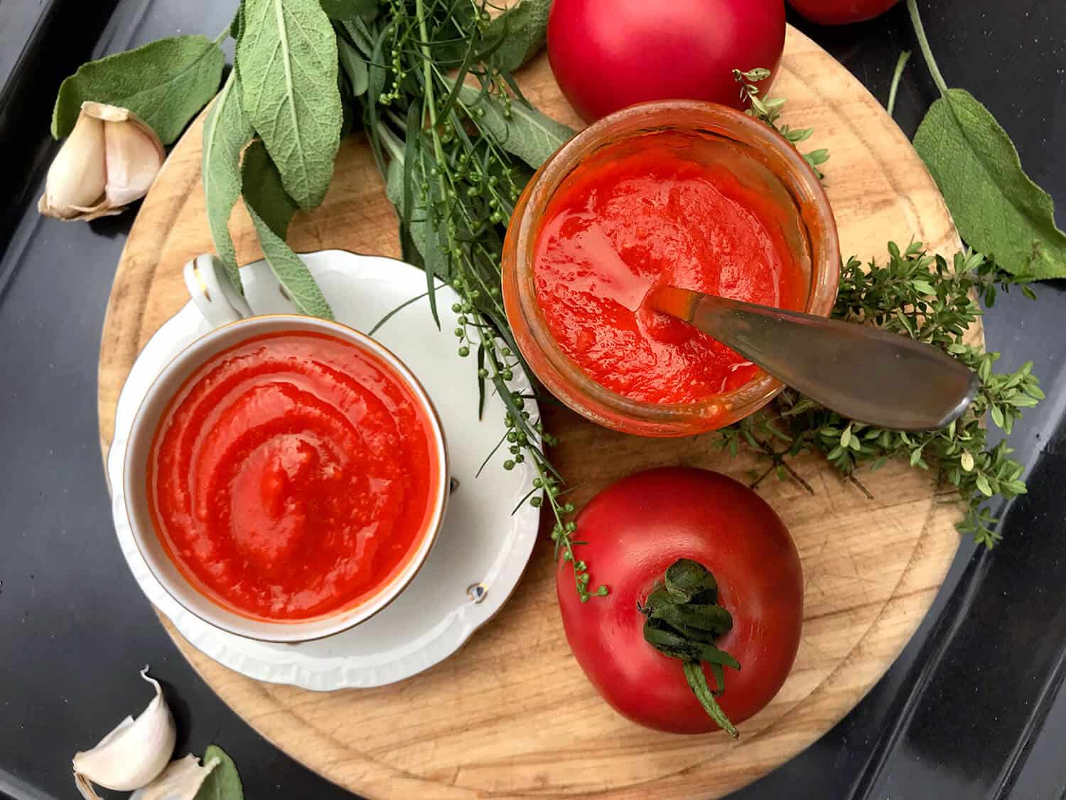 Jak ochutit rajčatovou omáčkou?