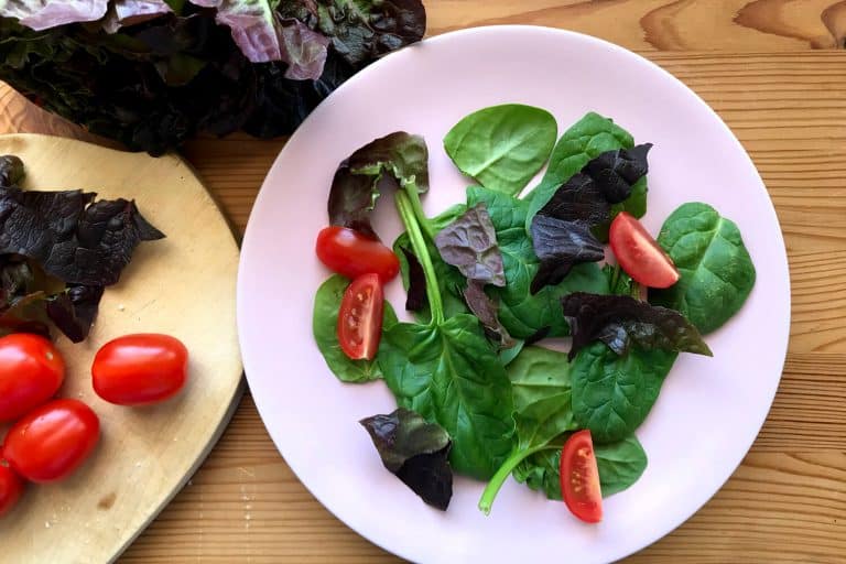 Valentýnské sendviče s žervé, vejci a kopcem lásky