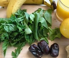 Zelené detoxikační smoothie z natí