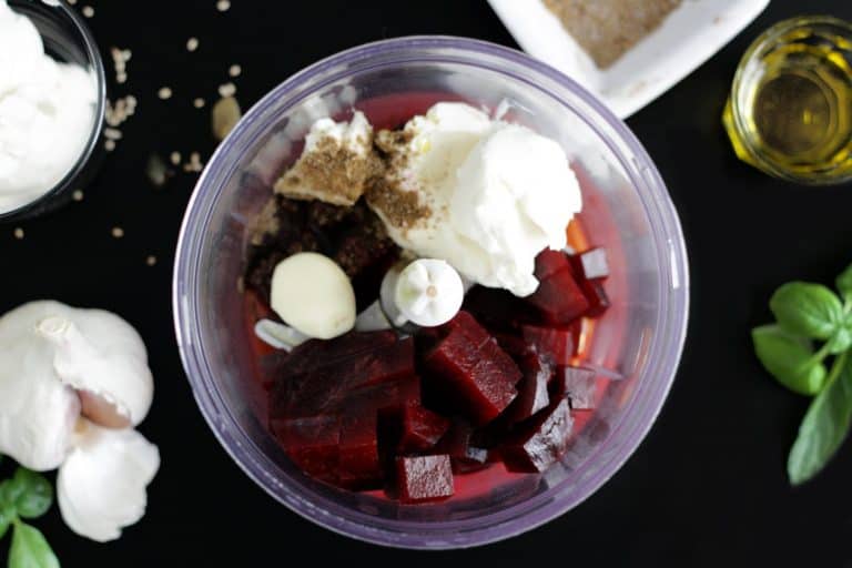 Pomazánka z červené řepy a mascarpone